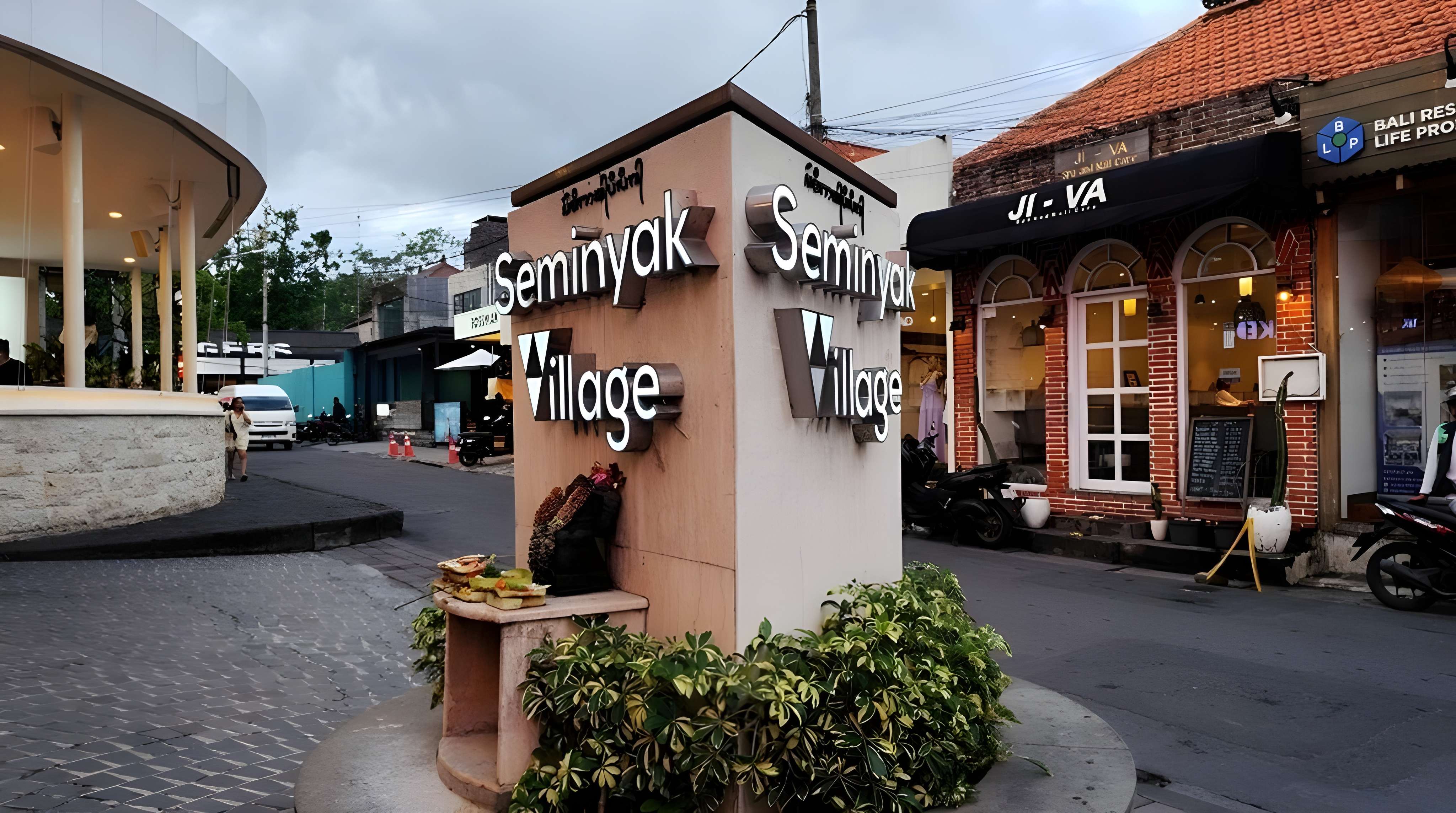 Seminyak Village