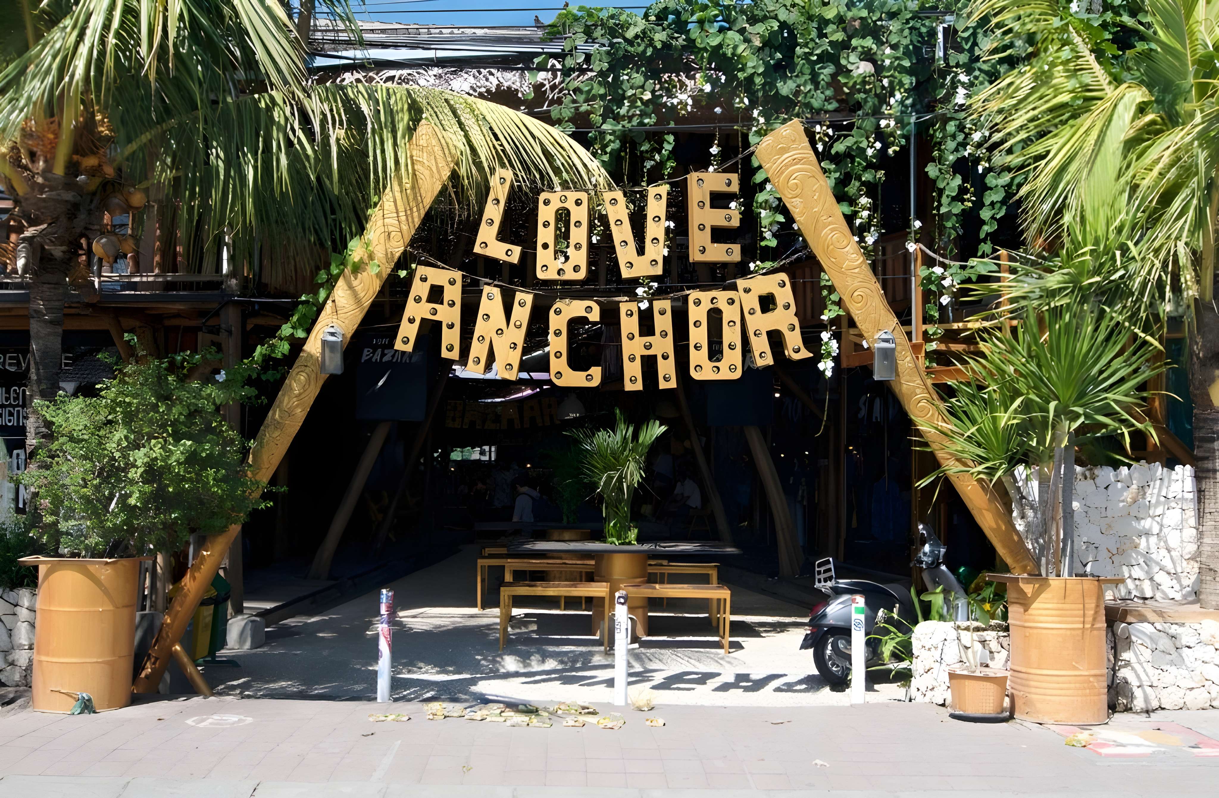 Love Anchor Market