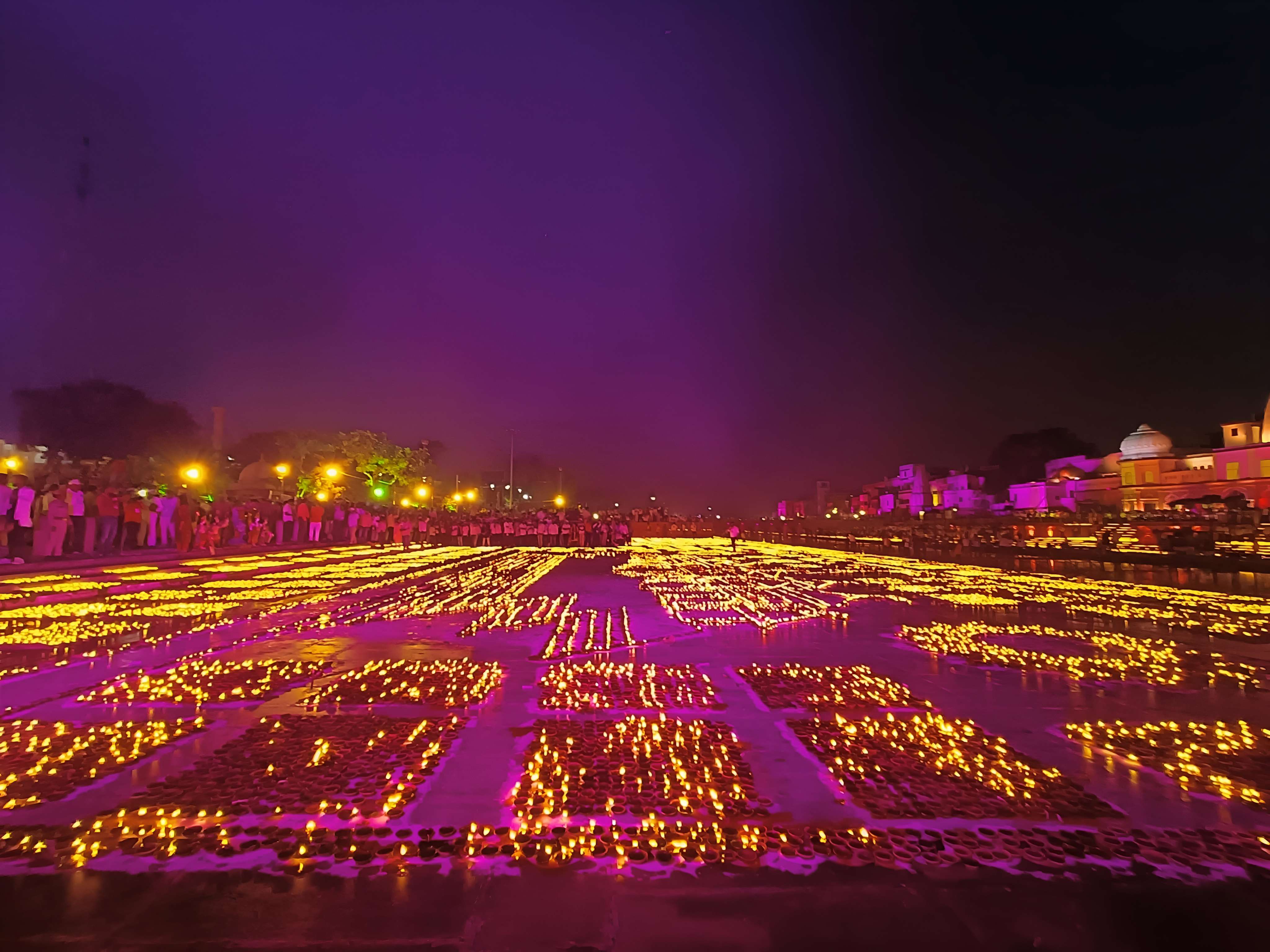 Diwali in Ayodhya | Best Places to Celebrate Diwali in {{year}}