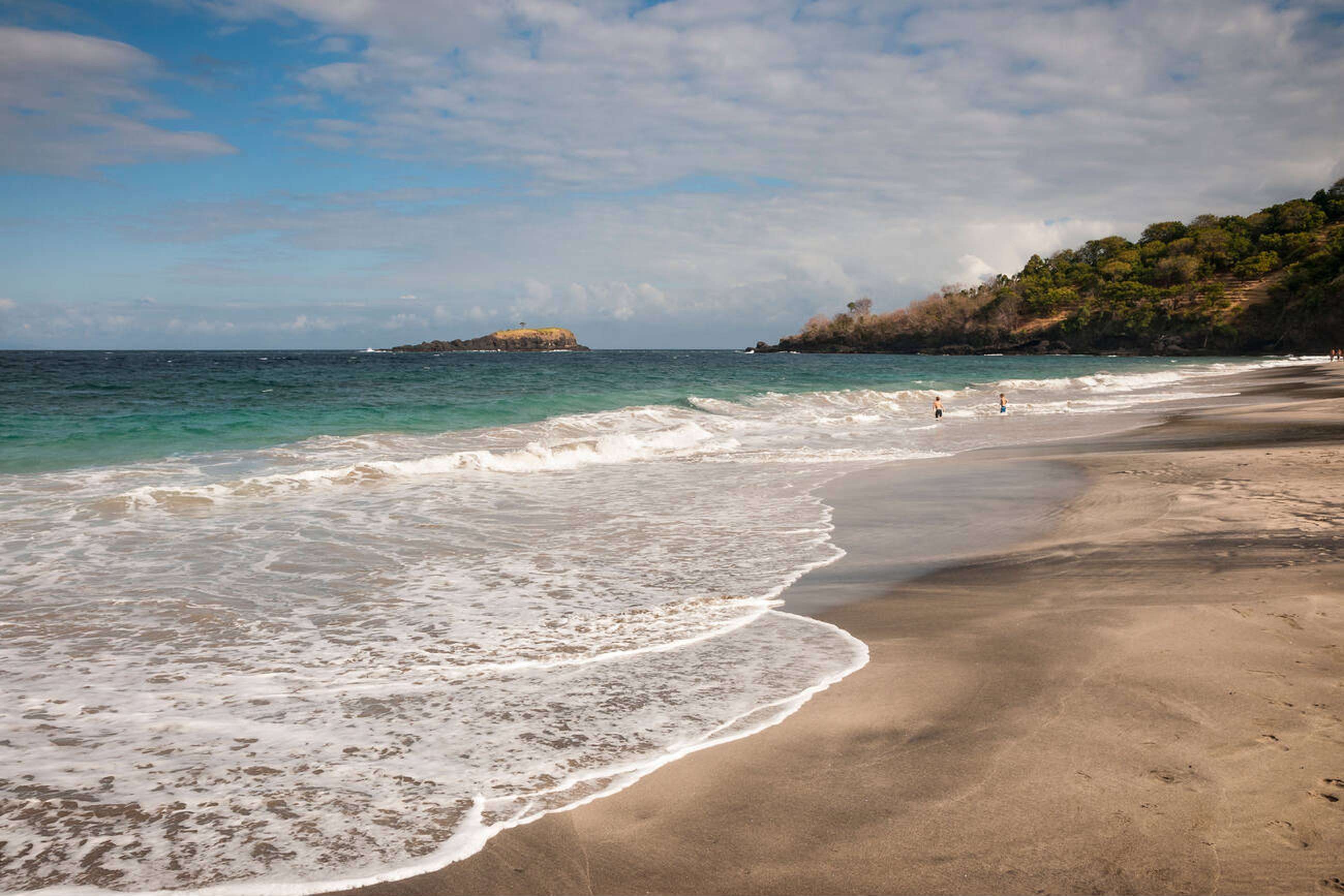 White Sand Beach (Virgin Beach / Pasir Putih)