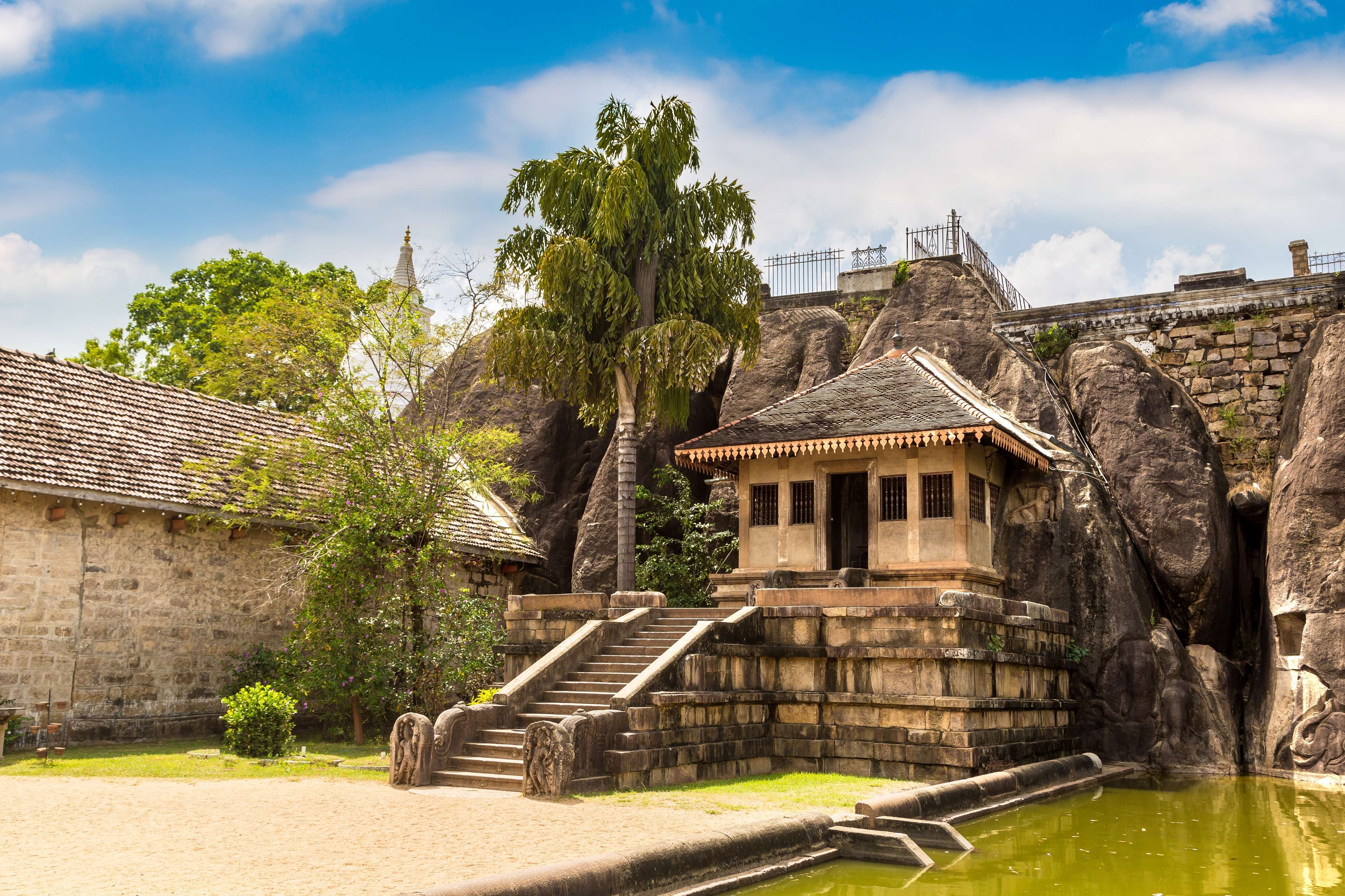 Isurumuniya Temple – Anuradhapura