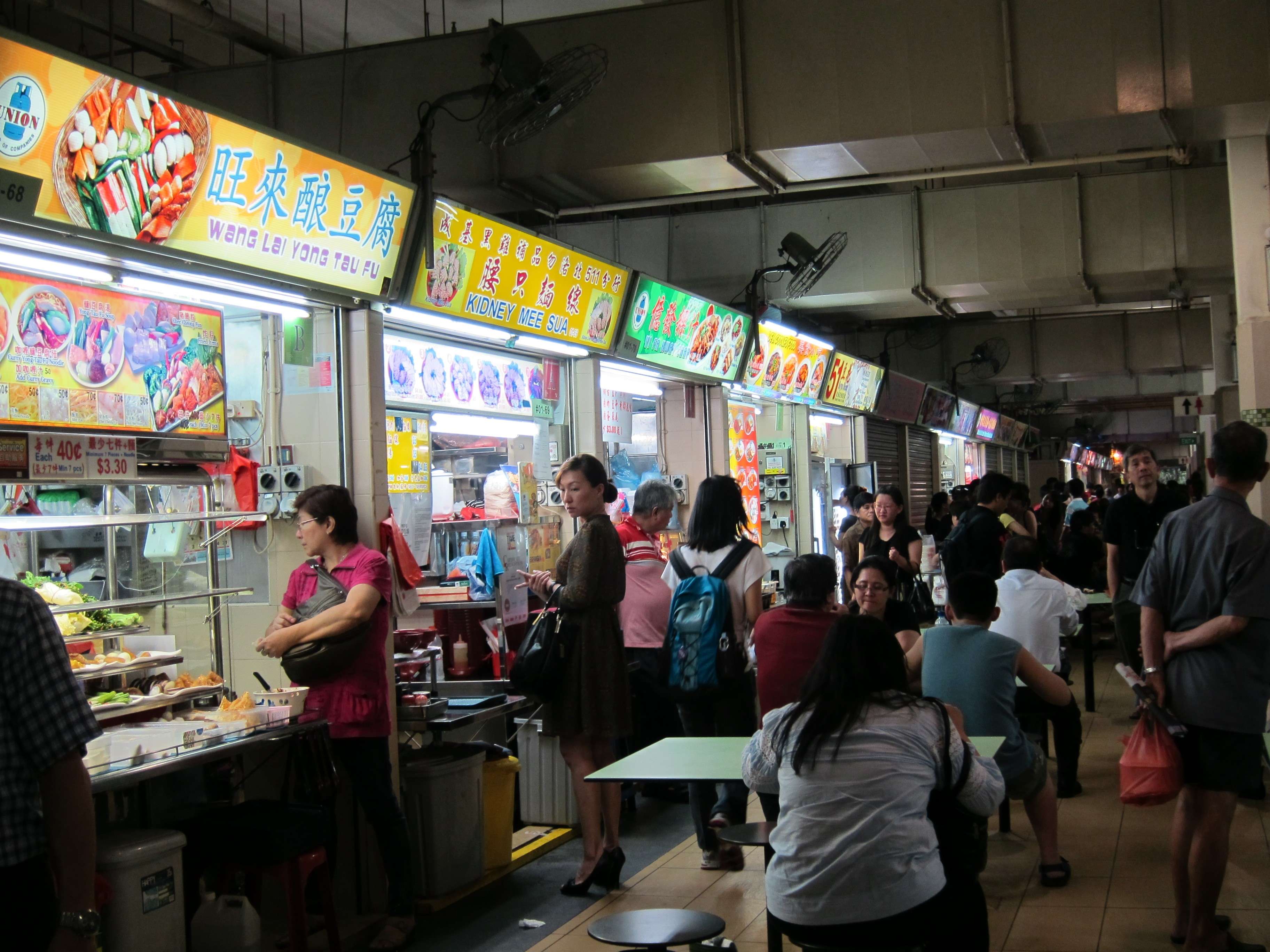 10 Singapore Hawker Centers for Authentic Local Flavours
