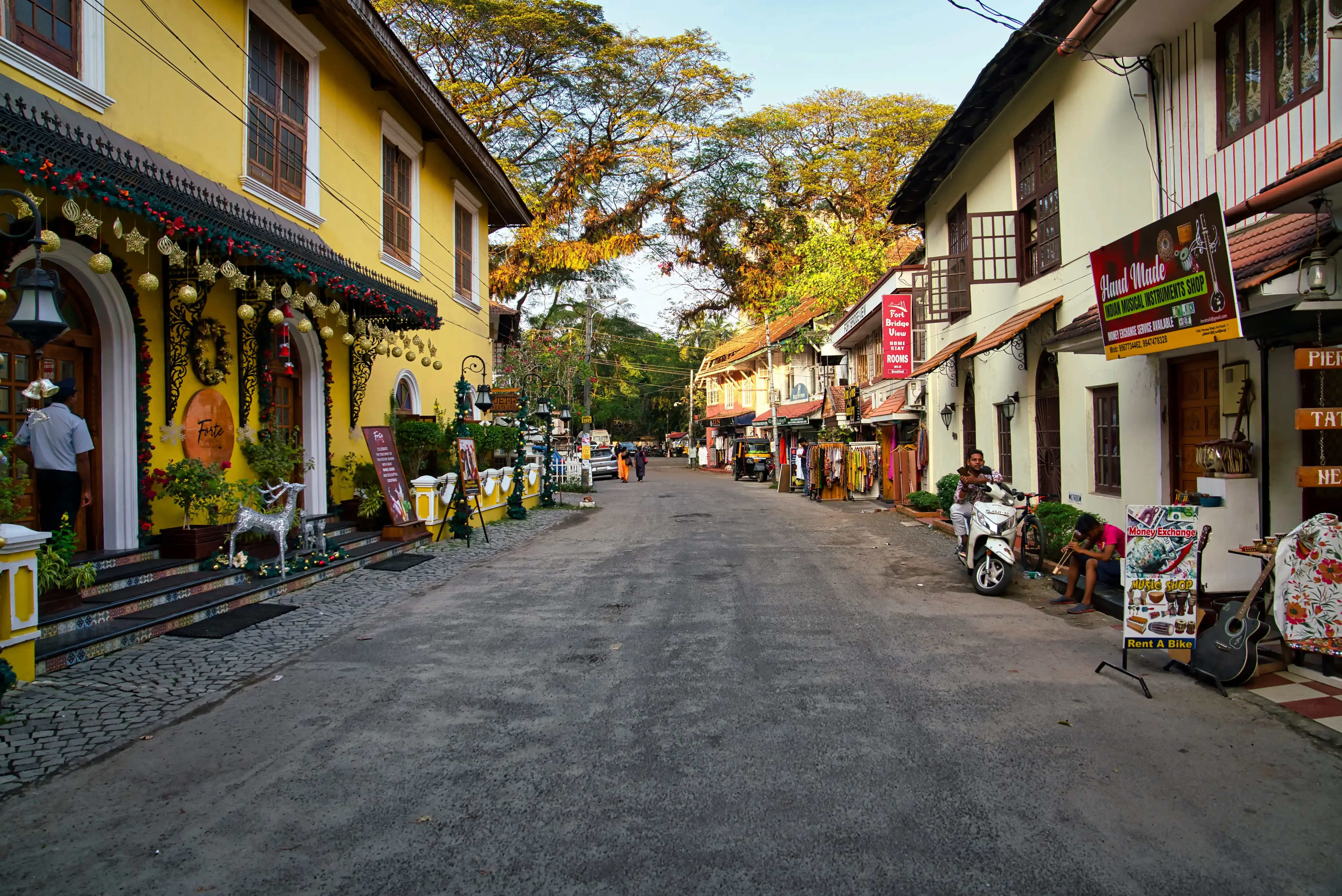 Explore Fort Kochi’s Vibrant Winter Art Scene