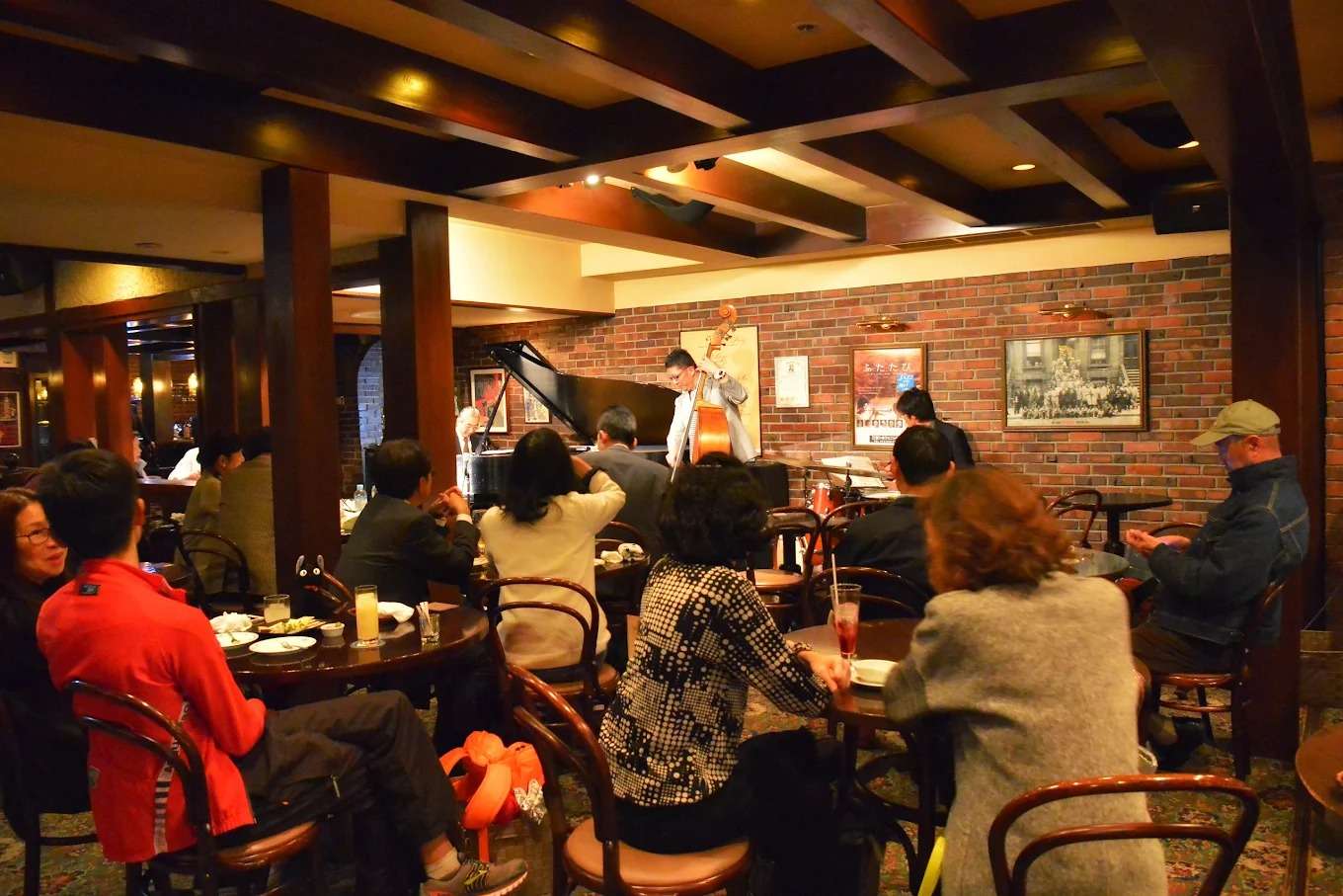 Enjoy a musical night at Sone