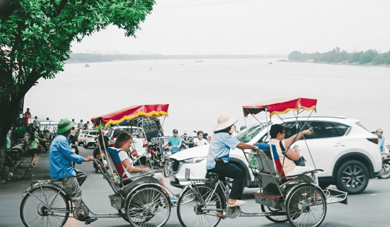Romantic Riverside Cycling and Rickshaw Ride Along the Ping River