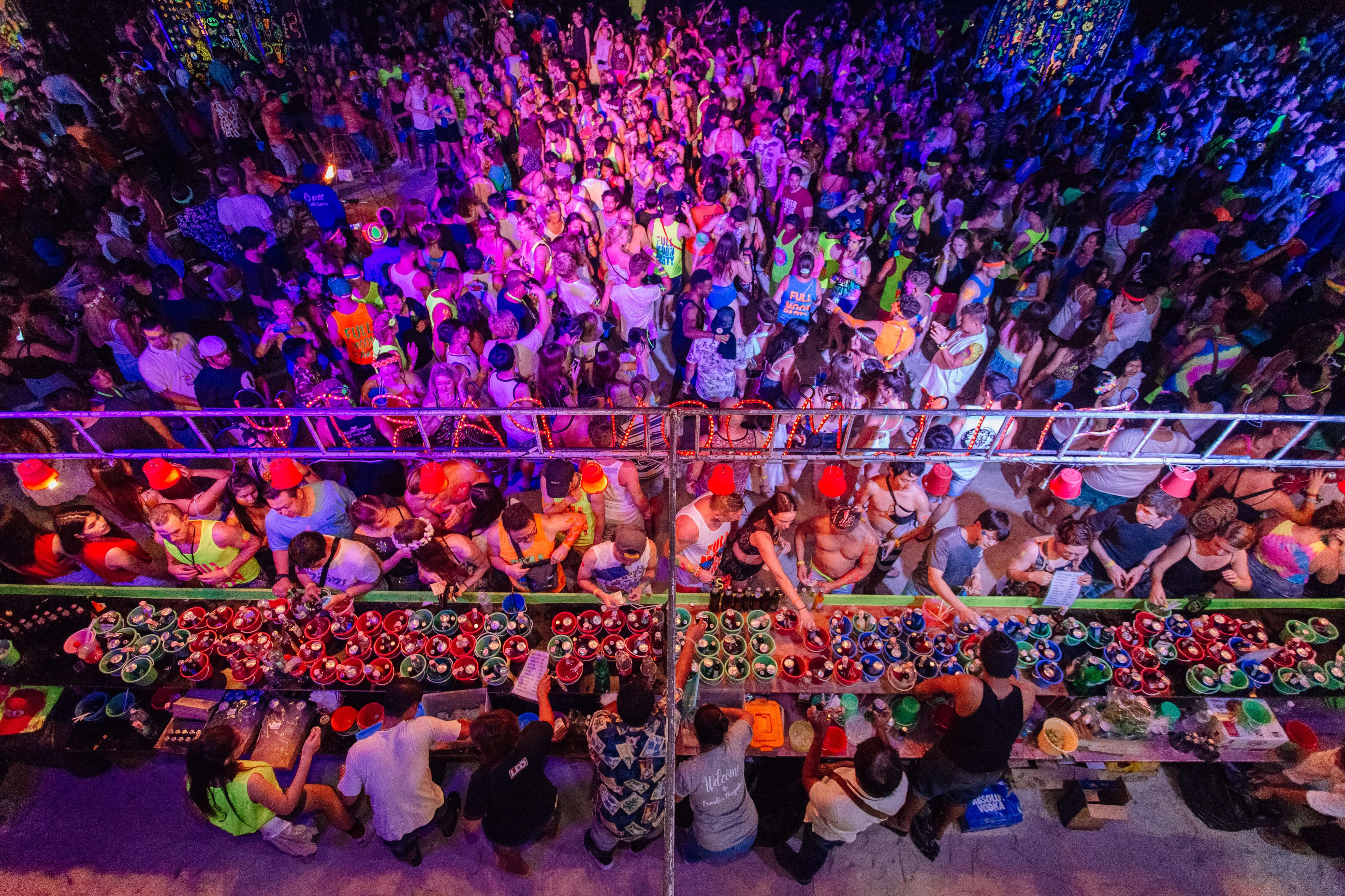 Celebrate New Year’s Eve in Style at Explosion NightClub