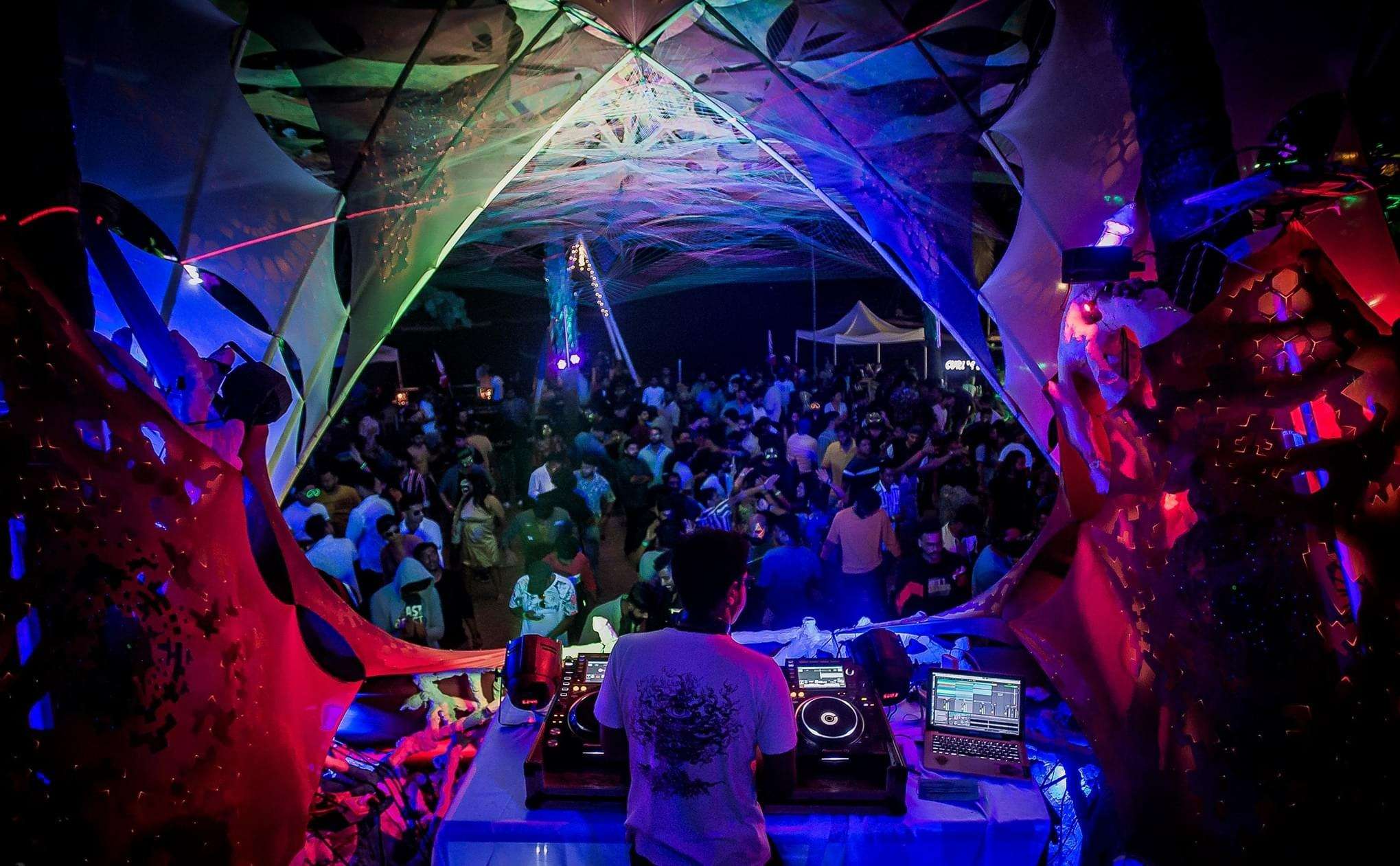 Curlies NYE Spectacle