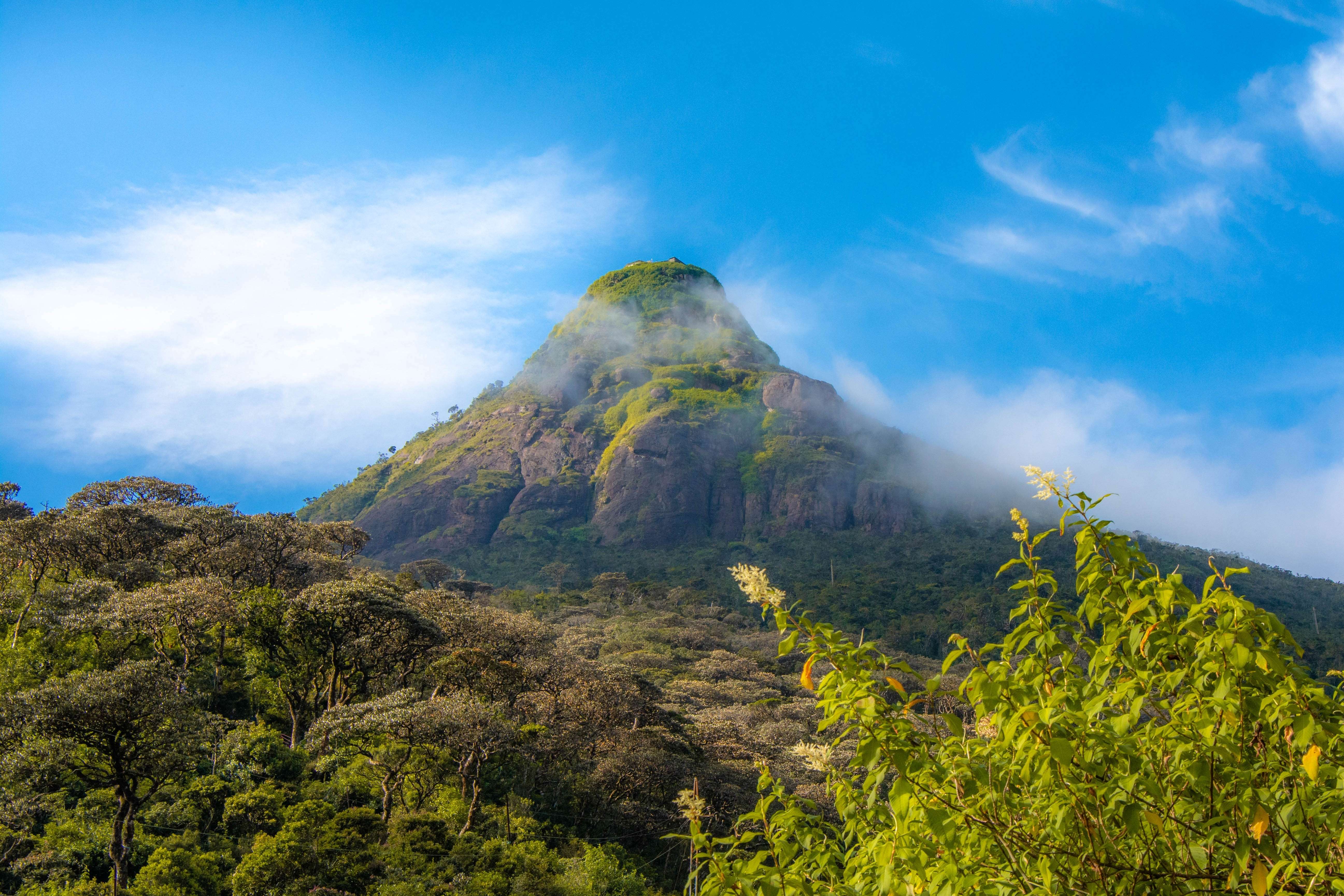 Climb Adam’s Peak – The Sacred Footprint