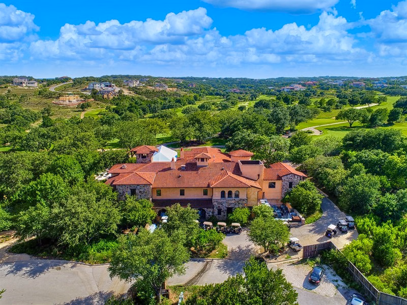 Explore the Historic Anjengo Fort