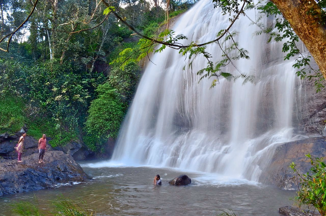 Chelavara Falls