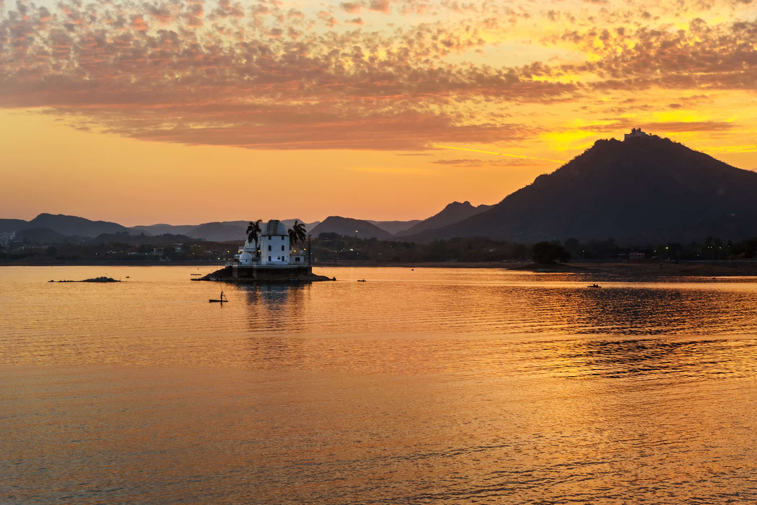 20 Places to Visit Near Gurgaon in December - Best Winter Trips