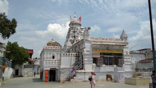 Rajiv Lochan Temple, Rajim