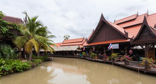 Ayothaya Floating Market