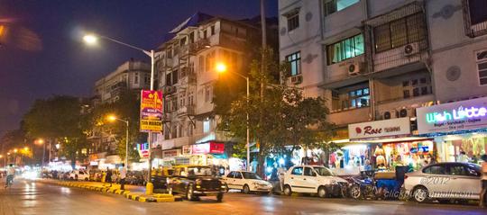Shop Traditional Crafts At Colaba Causeway