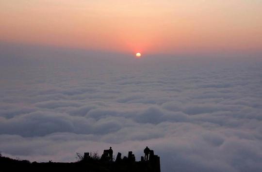 Skandagiri Trek, Chikkaballapur – 60 km from Bangalore