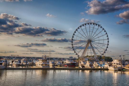 Ride the Ferris wheel at Santa Monica Pier (Santa Monica)