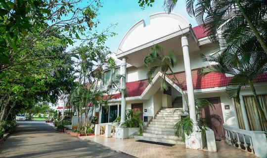 Sai Priya Beach Resort