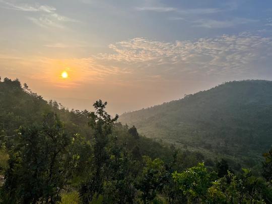 Makalidurga Trek, Doddaballapur - 60 km from Bangalore